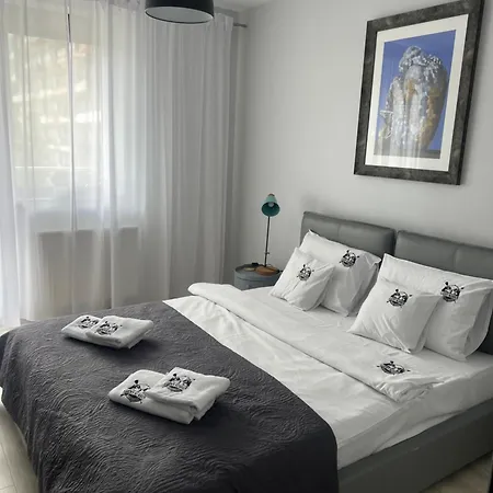 Lucky Number Apartment